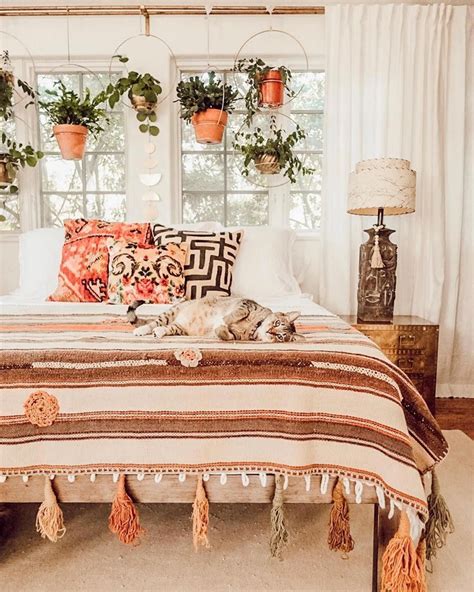 30 Cozy Bohemian Bedroom Design Ideas Must You Try Decoor