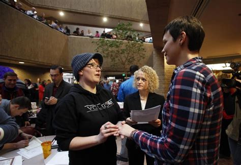 u s supreme court puts temporary hold on utah gay marriages