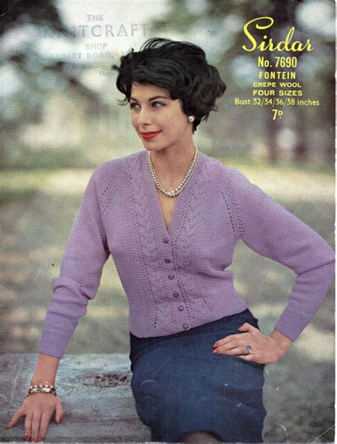 Vintage Knitting Pattern 1950s Sirdar 7690 Ladies Raglan Cardigan