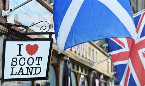 Experts Flag Up End Of Union Jack If Scotland Votes For Independence