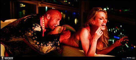 Naked Bar Paly In Pain Gain