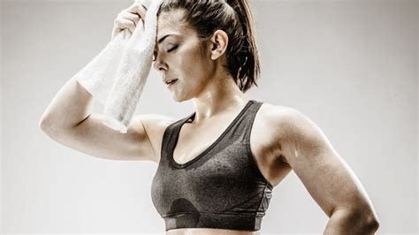 How To Wash Your Workout Clothes The Right Way Pampermy