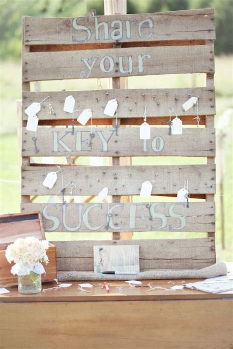 Picture Of Cool Ways To Use Rustic Wood Pallets In Your Wedding Decor 25