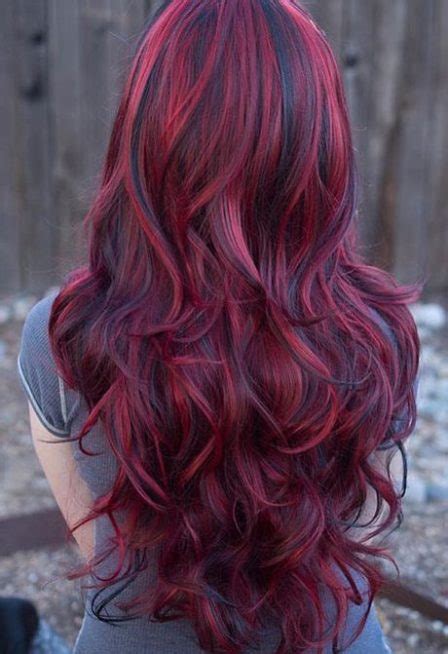 خصلات شعر احمر