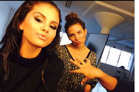 Selena Gomez Celebrity Selfies Celebrity Pictures