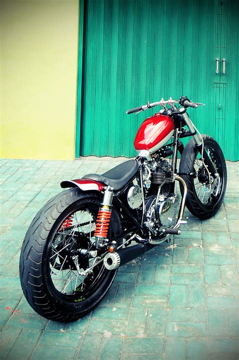 The speed and quality are the same. :: free the wheels ::: Kawasaki Kz200 Bobber