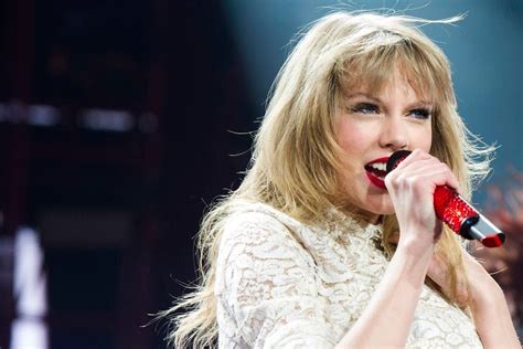 Taylor Swifts Reputation Tour Is Coming To Minneapolis Southwest