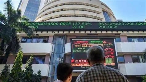 Sensex Rises Over 50 Points In Early Trade Nifty Tests 11 500 Hindustan Times