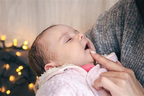Stopping Baby Hiccups Tips To Soothe Your Little Ones Spasms