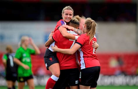 Leah Hardy Thankful For Record Crowd News Lincoln City
