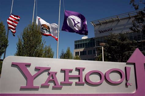 Verizon Atandt Set To Make Final Round Of Bids For Yahoo Web Assets