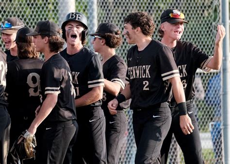 Bishop Fenwick Baseball Rolls Into Division 3 North Final After