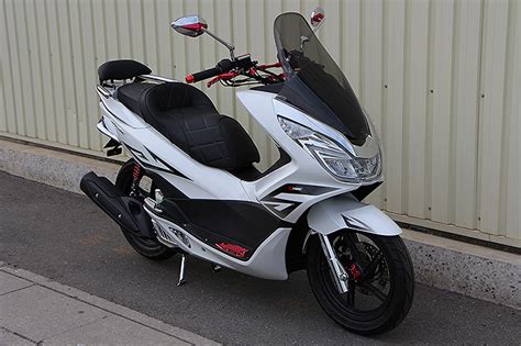 Afortunadamente, la honda pcx150 está especialmente diseñado para enfrentar diferentes desafíos y brindar una experiencia superior en el camino. Modifikasi Honda PCX 150 - Otowire