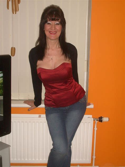 Eveofeden From Cambridge Is A Local Granny Looking For Casual Sex