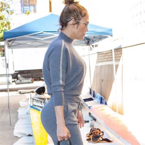 Photos Jennifer Lopez Shows Off Her Famous Curves In Gray Sweatpants As She Heads To The Studio