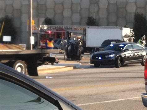 Four People Injured in Multi-Vehicle Accident in Smyrna | Smyrna, GA Patch