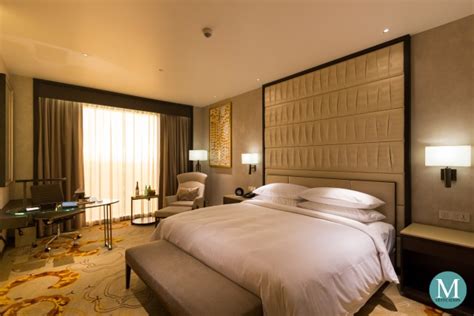 Sheraton Manila Hotel Deluxe Room