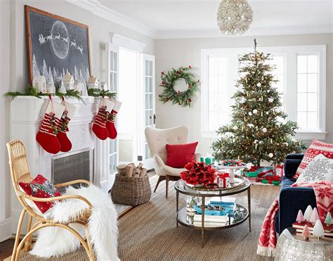 41 Christmas Living Room Ideas To Get Your Home Ready For The Holidays