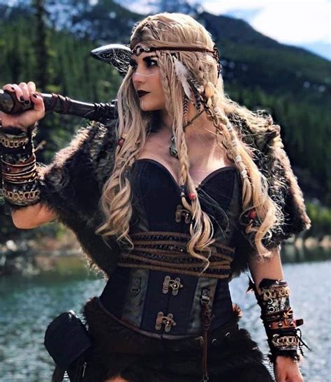 Pin By Megan Larson On Holidays Traditional Viking Women Female Viking Costume Viking Woman