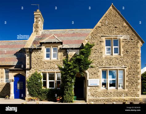Village Primary School Uk Hi Res Stock Photography And Images Alamy