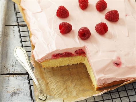 Миксер royal kuchen в магните блендер royal kuchen за наклейки в магните тостер royal kuchen в магните кастрюля royal kuchen 6 л/24 см. Kuchen mit Himbeercreme | Rezept | Himbeercreme, Kuchen ...
