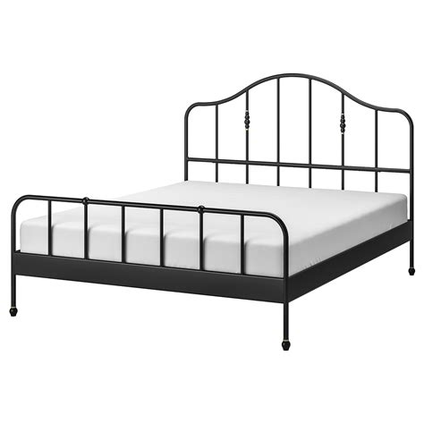 Apa yang pernah ada dua katil ikea kini menjadi katil super yang menampung seluruh keluarga tujuh (whoa!). SAGSTUA Rangka katil - hitam, Lönset - IKEA