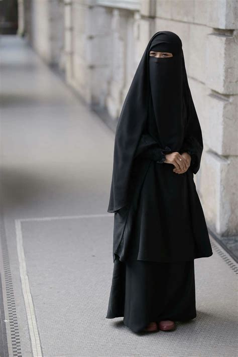 Pin By Nariman Eladl On Face Veil In 2020 Beautiful Muslim Women Muslim Girls Muslim Women
