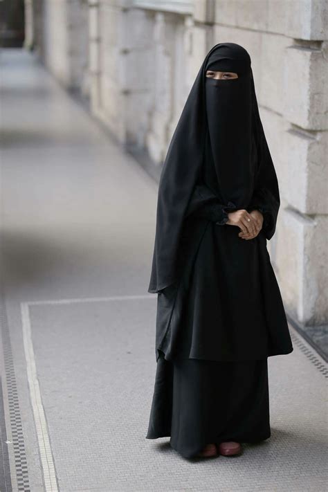 pin by nariman eladl on face veil in 2020 beautiful muslim women muslim girls muslim women