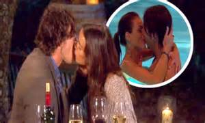 The Bachelor Ben Flajnik Shares Steamy Kisses With Four Contestants Daily Mail Online