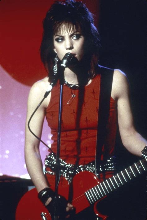 Joan Jett Sounds Off On Feminism—and The Shag Haircut That Defined The ’70s Artofit