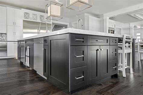 Its Black And White Brielle New Jersey By Design Line Kitchens