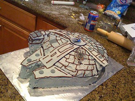 Star Wars un destroyer stellaire en gâteau d anniversaire