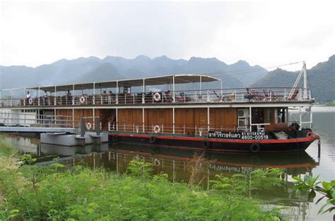 River Kwai Cruise • Freedom Destinations