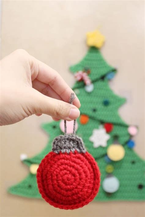 16 easy crochet christmas ornaments diy crochet ornament patterns