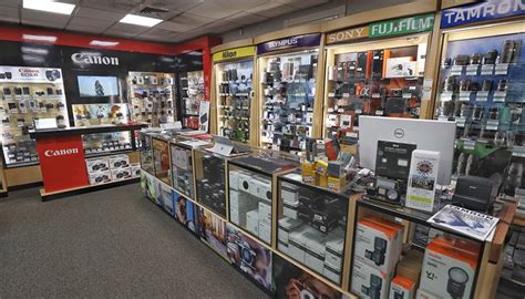 Remember Your Local Photography Store This Holiday Season