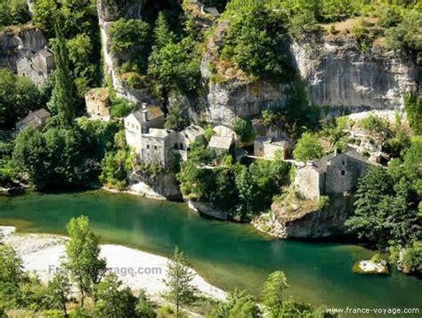 Gorges Du Tarn Canyon In Tarn River France Destinos Para Viajantes