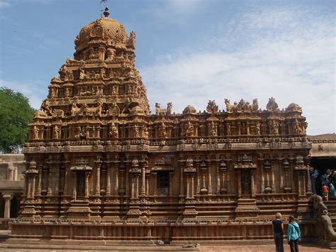 Thanjavur Brihadeeswarar Temple Built By Raja Raja Cholan Flickr