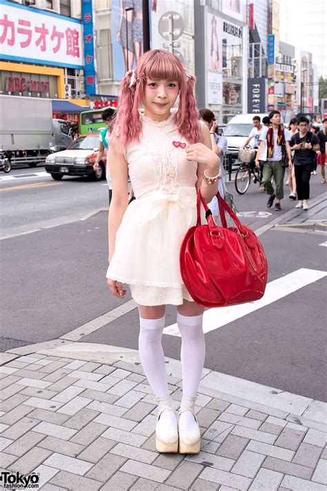 Cute Pink Hair Swankiss Corset Heart Handbag Katie And Tokyo Bopper In Harajuku Harajuku