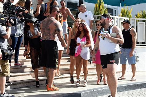 Snooki And Jwoww Show Cleavage In Skimpy Attire For Bachelorette