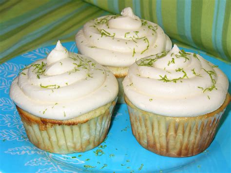 10 best paula deen er pound cake recipes. Leenee's Sweetest Delights: Key Lime Cupcakes