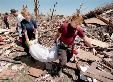 Oklahoma Tornadoes 🌪️ On Twitter A Victims Body Is Removed By A