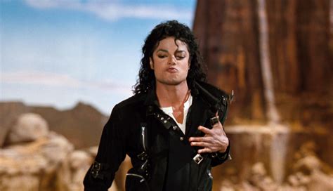 Moonwalker Michael Jackson 12449242 1593 917 Michael Jackson World