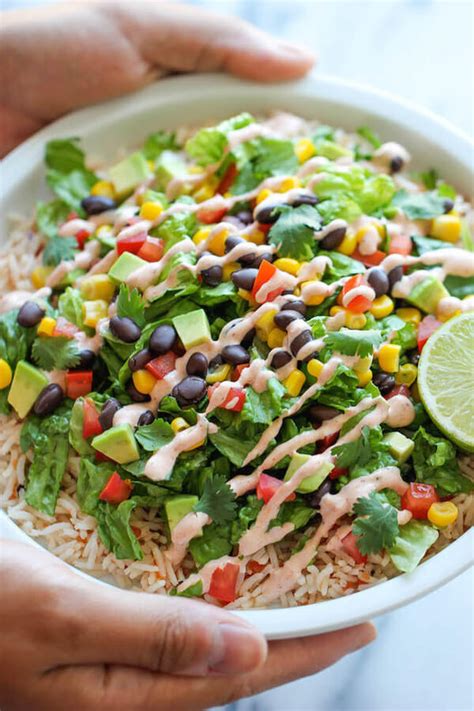 24 Easy Yet Healthy Lunch Treats To Bring To Work This Year