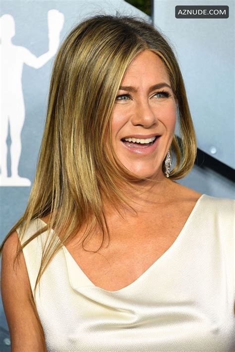 Jennifer Aniston Showed Off Her Pokies At The 26th Screen Actors Guild