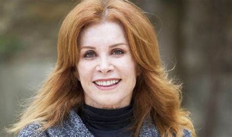 Der instagramaccount von steffi, aka la frecks, ist besonders. Stefanie Powers on her wildlife conservation and global adventures | Films | Entertainment ...