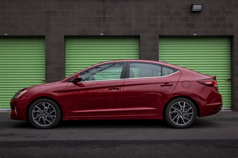 The 2019 hyundai elantra sport is available with an automatic or zippy manual transmission. 2019 Hyundai Elantra: 8 Things We Like (and 4 Not So Much ...