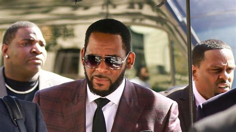 R Kelly Faces Sex Crimes Charges In Minnesota For 2001 Allegation