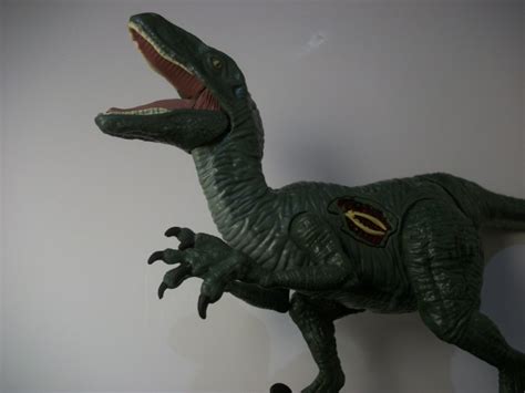 Velociraptor “charlie” Jurassic World By Hasbro Dinosaur Toy Blog