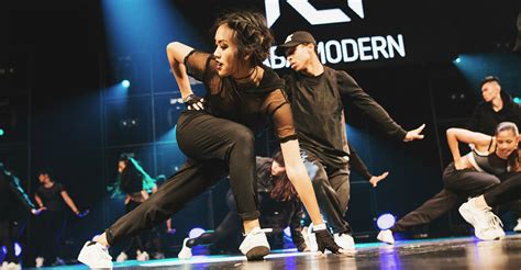 How To Execute Movement For Beginner Dancers Steezy Blog