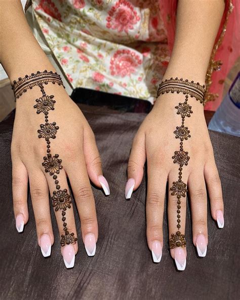 The Best 8 Simple Small Easy Henna Designs For Beginners Mediabathbox
